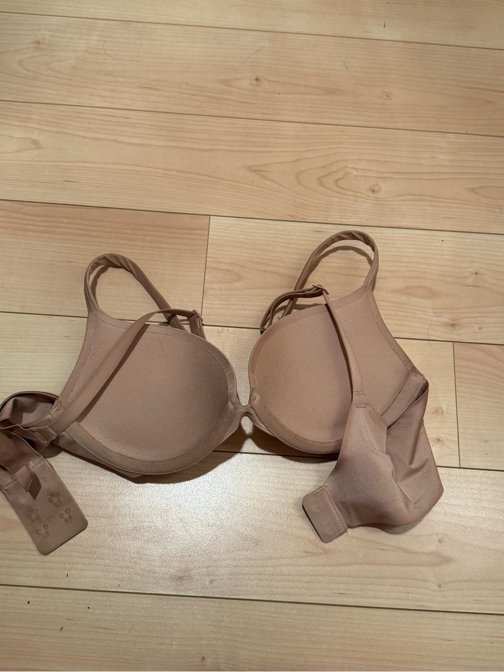 SKIMS Ultimate Push Up Bra - 32b - Picture 2 of 3